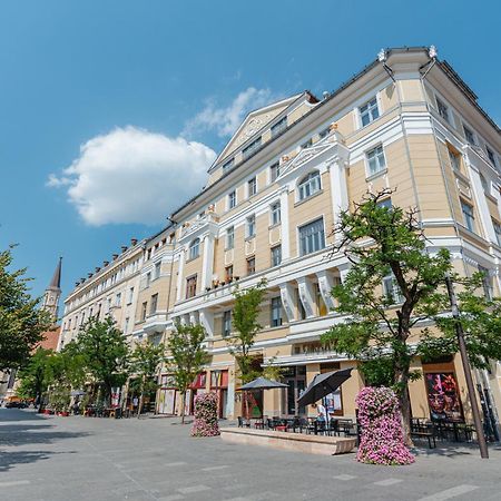 Old Town Square Apartments Cluj Exterior foto