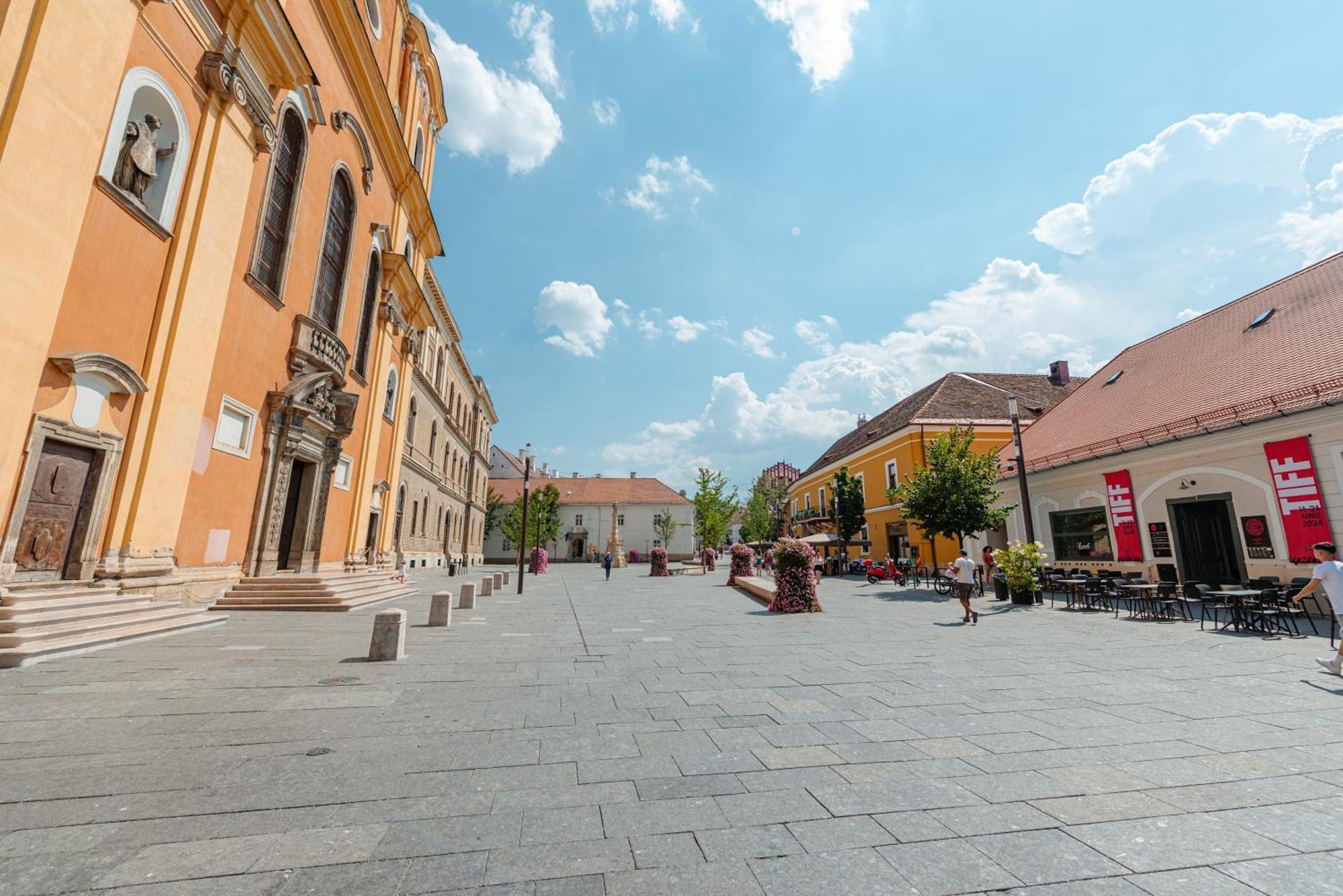 Old Town Square Apartments Cluj Exterior foto